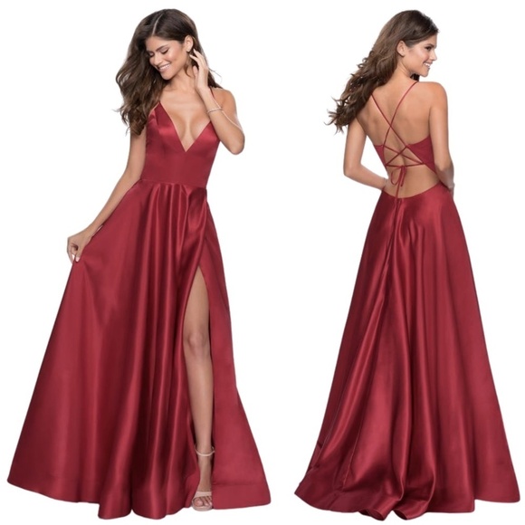 NEW La Femme 28628 Full Skirt Deep V Neckline Strappy Back Gown in Deep Red 0 - Picture 1 of 5
